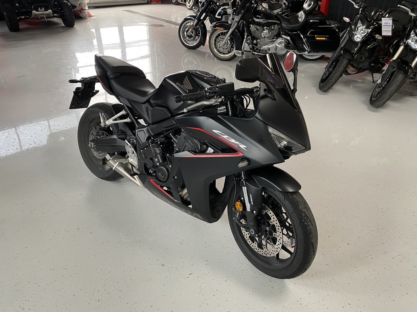 Honda - CBR - 650 R // Suomi-pyörä / Shifter / Huoltokirja / E-Clutch // - Moottoripyörä