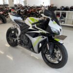 Honda - CBR - 600RR // Juuri saapunut! / Suomipyörä / Dominator / 25kw // - Moottoripyörä
