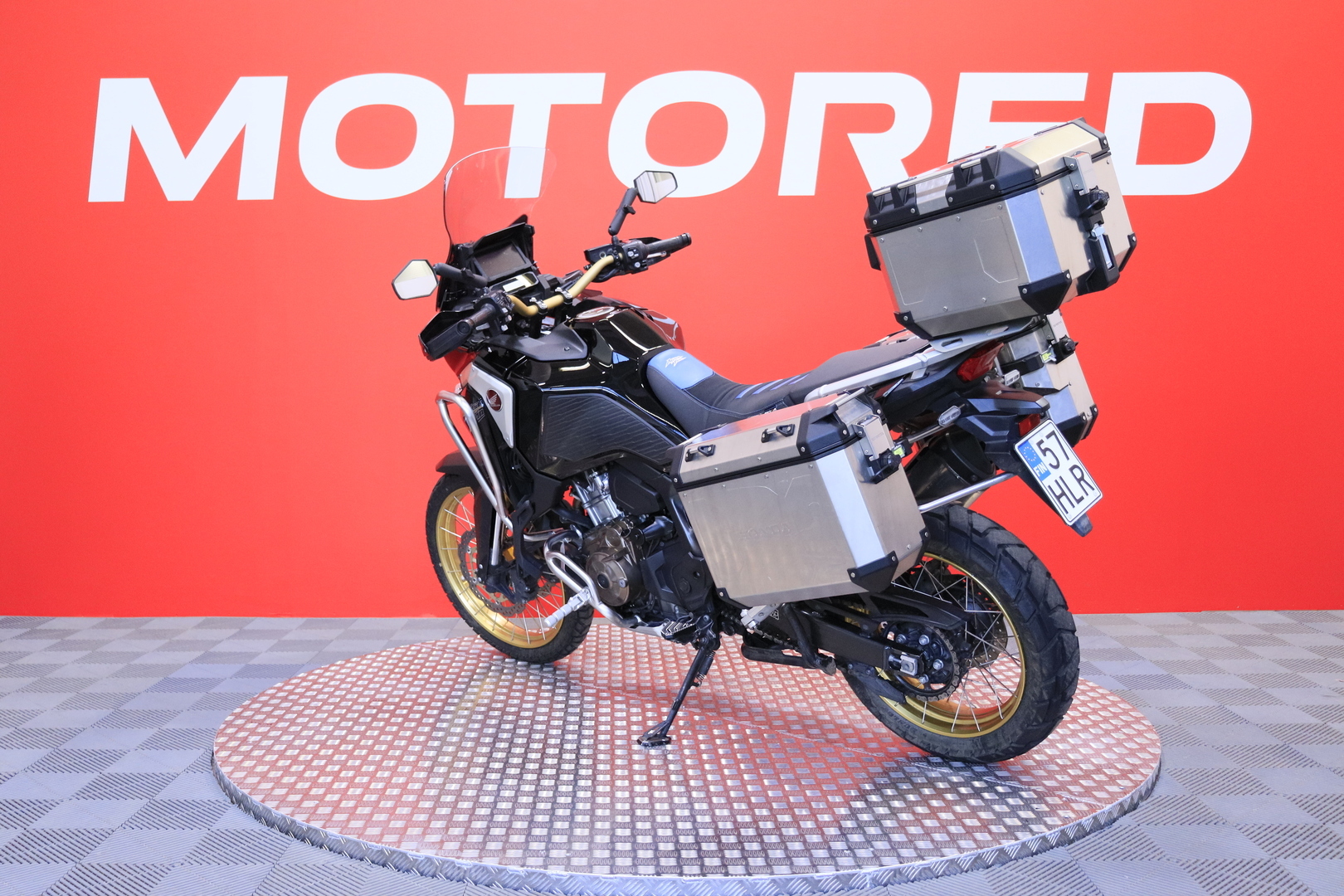 Honda - CRF - 1100L Africa twin DCT // Juuri saapunut / 3x laukut / Kaatumaraudat / Suomi-pyörä / Huoltokirja // - Moottoripyörä