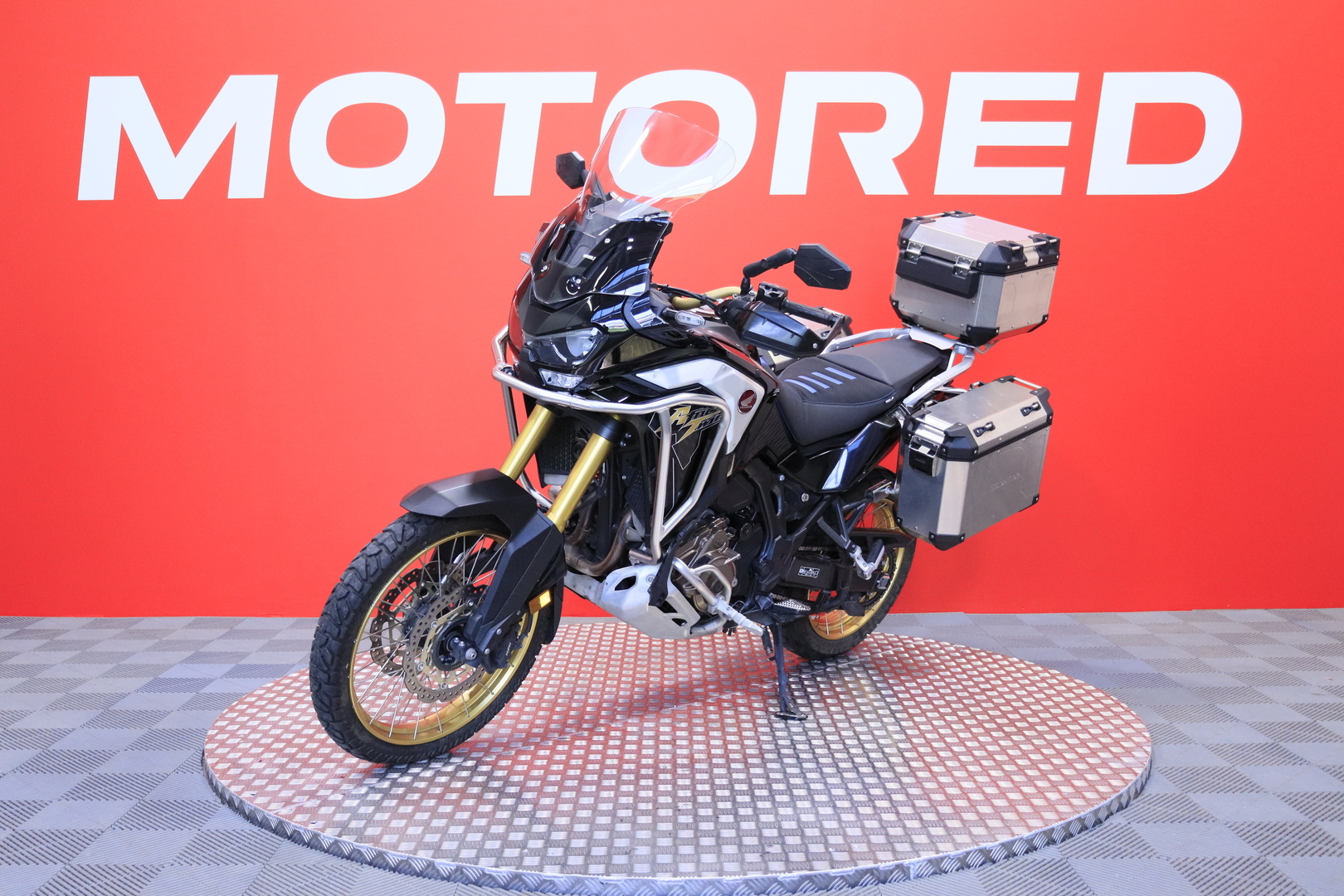 Honda - CRF - 1100L Africa twin DCT // Juuri saapunut / 3x laukut / Kaatumaraudat / Suomi-pyörä / Huoltokirja // - Moottoripyörä