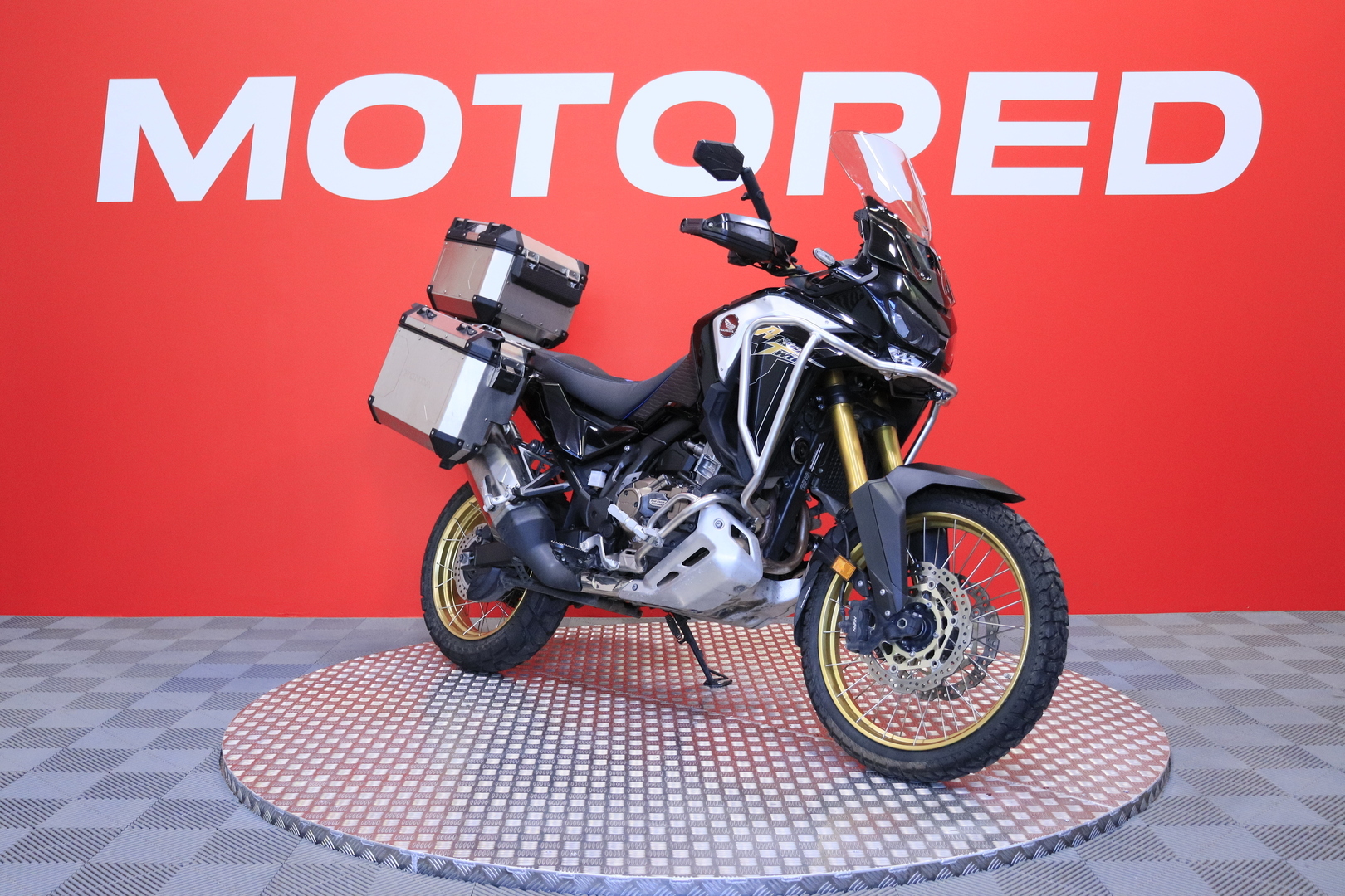 Honda - CRF - 1100L Africa twin DCT // Juuri saapunut / 3x laukut / Kaatumaraudat / Suomi-pyörä / Huoltokirja // - Moottoripyörä