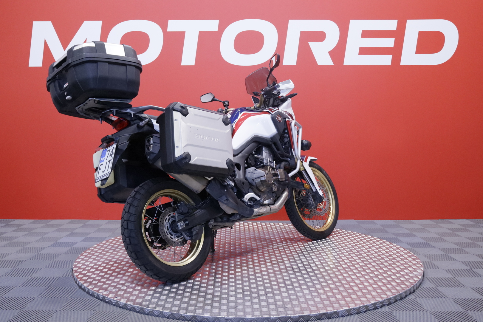 Honda - CRF - 1000L Africa Twin // DCT-automaatti / 3x laukut / Kaatumaraudat / Lisävalot // - Moottoripyörä