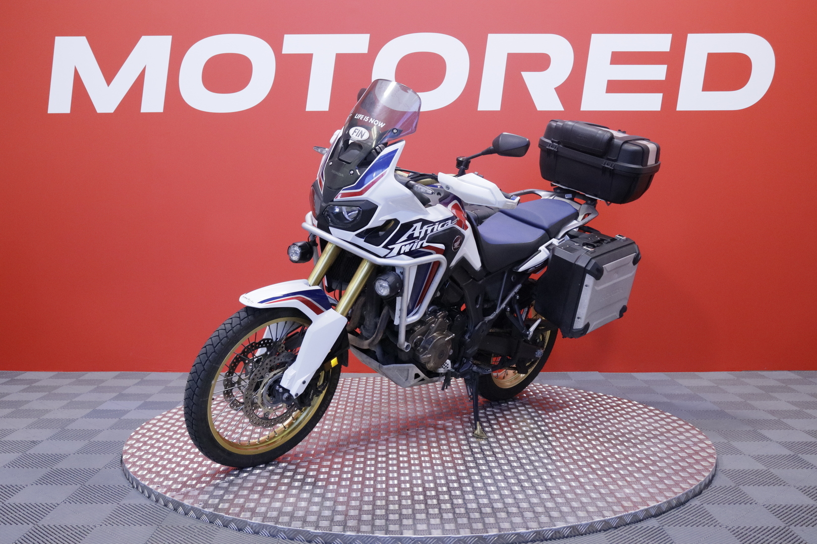 Honda - CRF - 1000L Africa Twin // DCT-automaatti / 3x laukut / Kaatumaraudat / Lisävalot // - Moottoripyörä