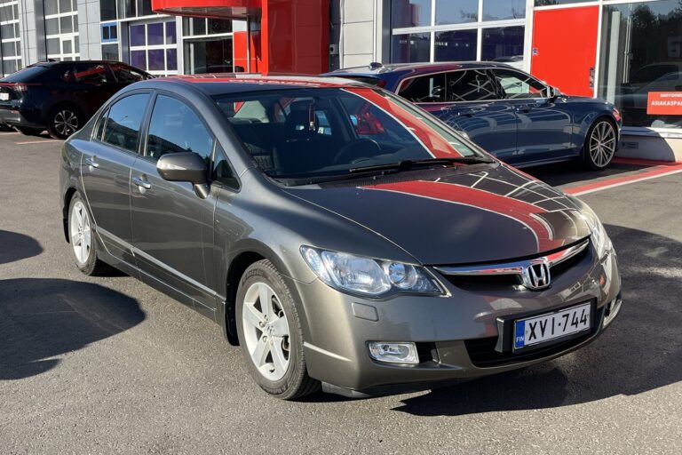 Honda - Civic - 4D 1,8i Executive - Sedan