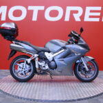 Honda - VFR - 800 VTEC // Suomi-pyörä / Takalaukku / Kahvanlämmittimet // - Moottoripyörä