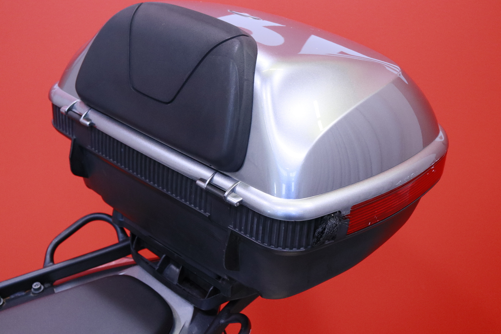 Honda - VFR - 800 VTEC // Suomi-pyörä / Takalaukku / Kahvanlämmittimet // - Moottoripyörä
