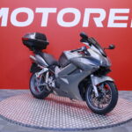 Honda - VFR - 800 VTEC // Suomi-pyörä / Takalaukku / Kahvanlämmittimet // - Moottoripyörä