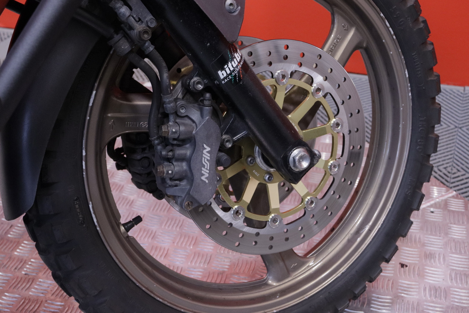 Honda - XL - 1000V Varadero // Myydään eniten tarjoavalle Huutokaupat.com // - Moottoripyörä