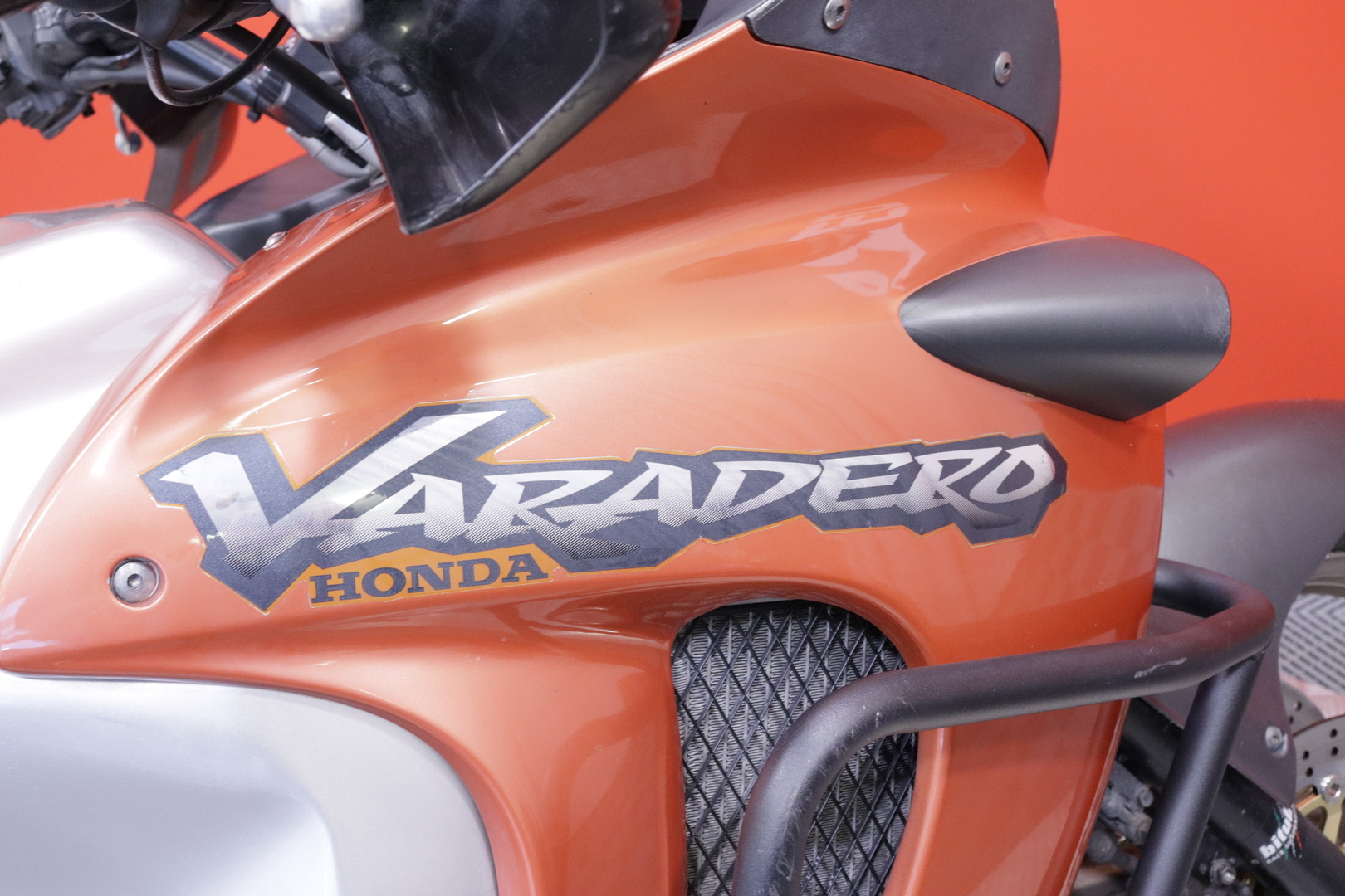 Honda - XL - 1000V Varadero // Myydään eniten tarjoavalle Huutokaupat.com // - Moottoripyörä