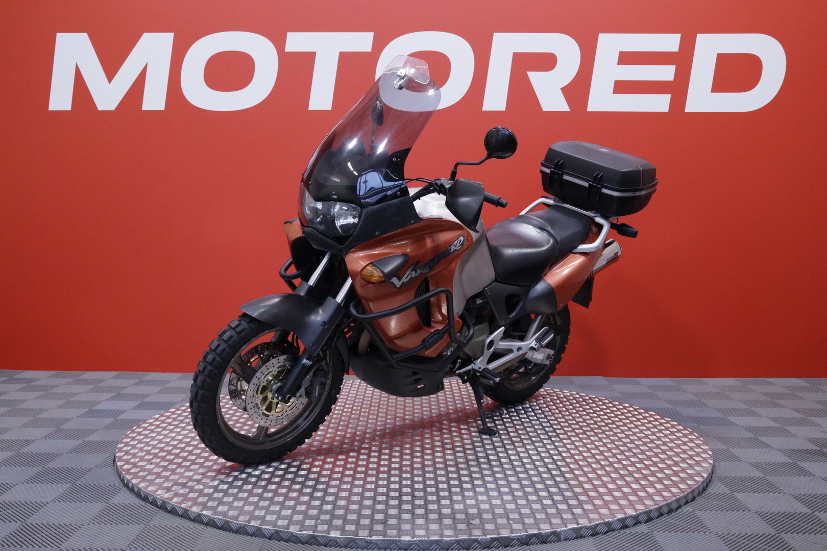 Honda - XL - 1000V Varadero // Myydään eniten tarjoavalle Huutokaupat.com // - Moottoripyörä