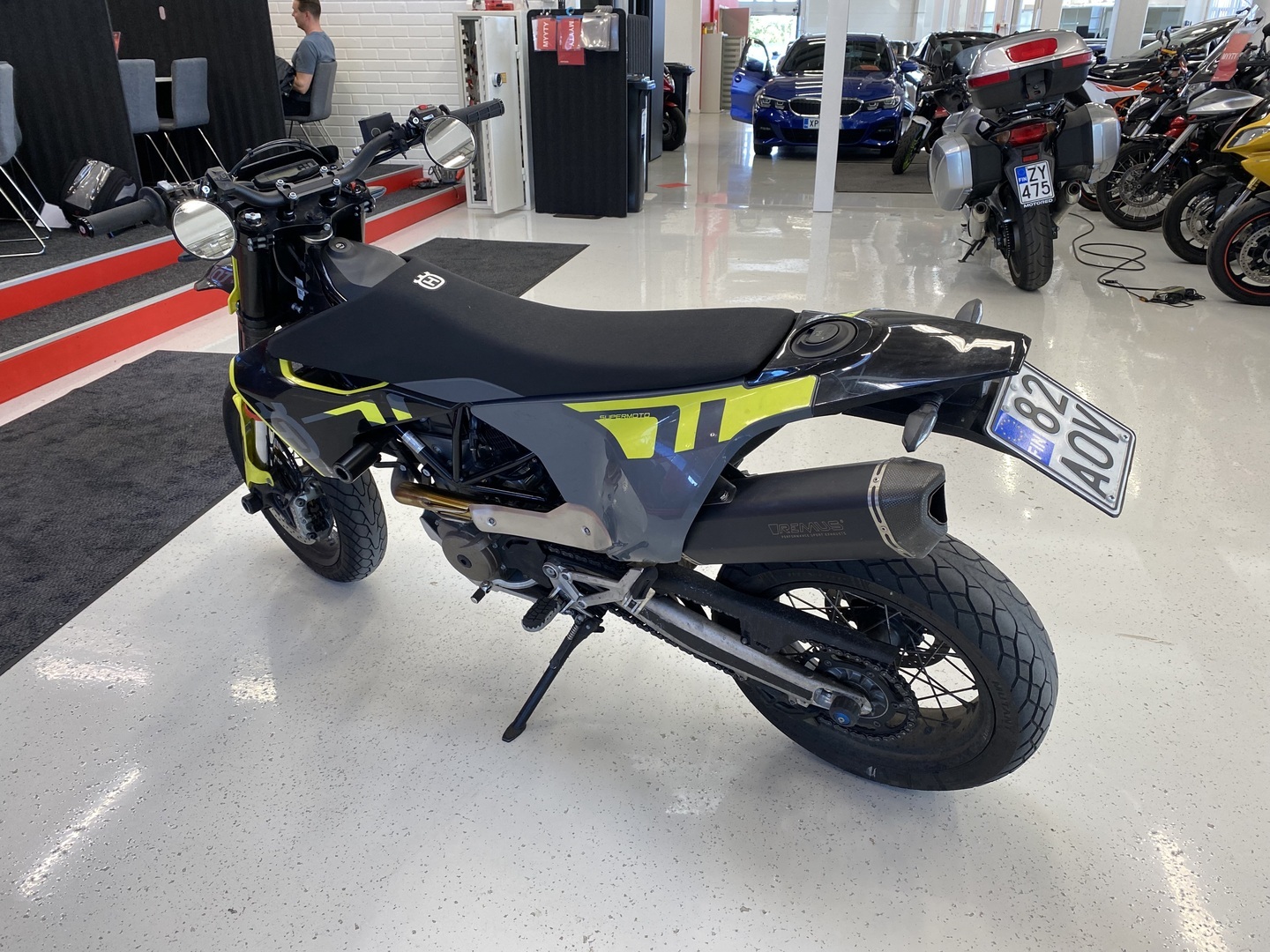Husqvarna - 701 - Supermoto // Juuri saapunut! / Suomipyörä / Remus / Siisti! // - Moottoripyörä