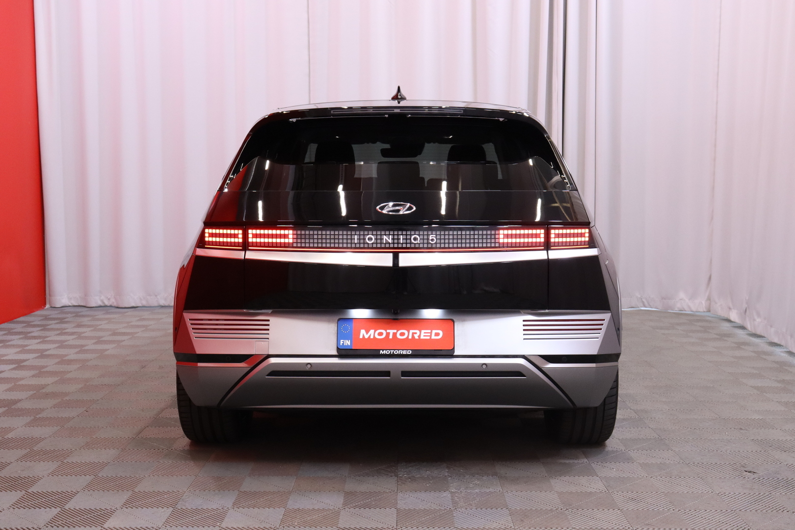 Hyundai - IONIQ 5 - 73 kWh 217 hv Premium // Lämpöpumppu / Bose / 360° / V2L / SCC / HUD // - Viistoperä