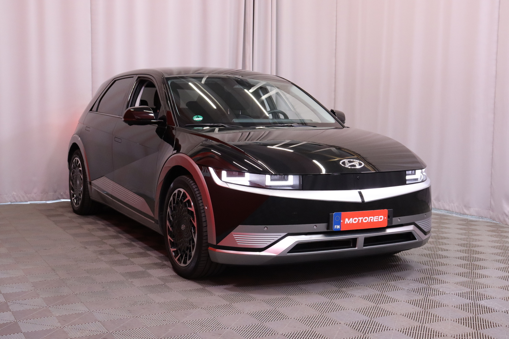 Hyundai - IONIQ 5 - 73 kWh 217 hv Premium // Lämpöpumppu / Bose / 360° / V2L / SCC / HUD // - Viistoperä