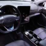 Hyundai - IONIQ electric - MY20 38 kWh 136 hv Style / ACC / Ilmastoidut nahat / Infinity / Kattoluukku / Kamera / Lämpöpumppu / - Viistoperä