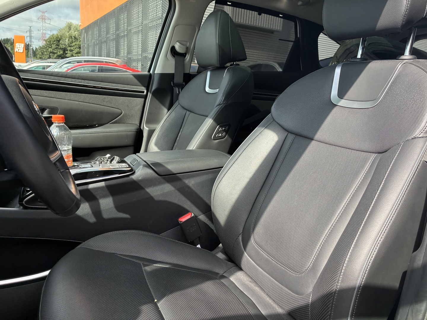 Hyundai - Tucson - 1.6 T-GDi 265 hv Plug-in 4WD 6AT Premium MY22 - Maastoauto
