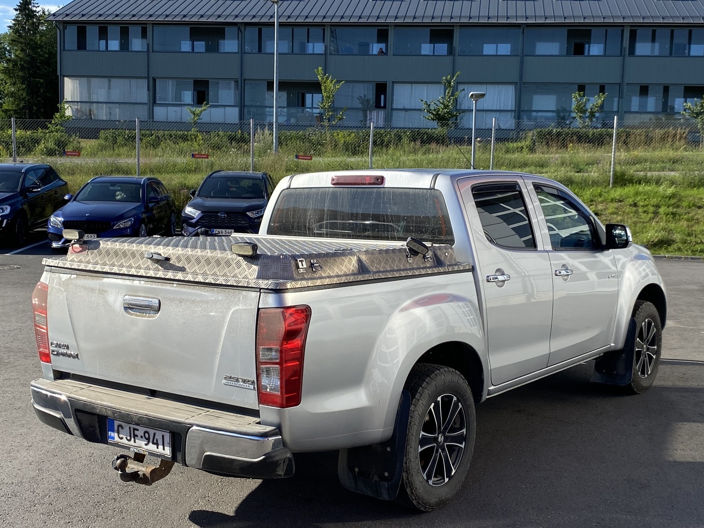 Isuzu - D-Max - Double Cab 2,5 TDi 4WD 5AT LS Two Seater - Avolava