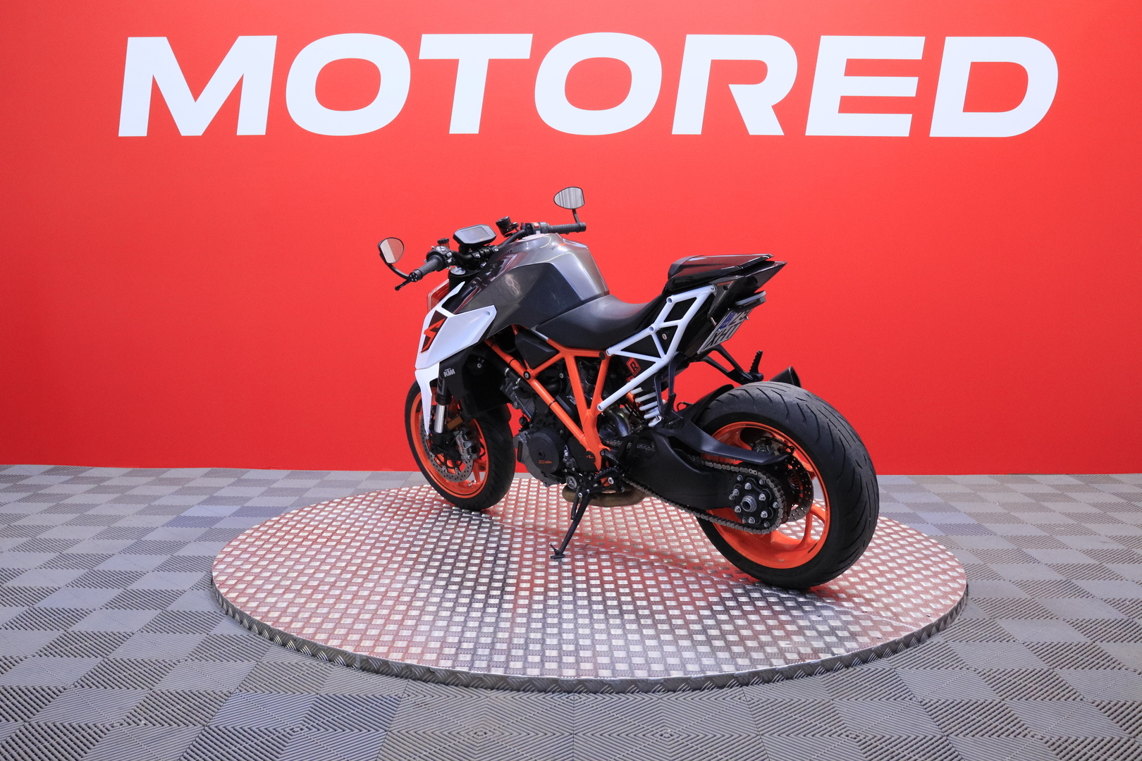 KTM - 1290 - Super Duke R // Juuri saapunut! / Sc / Huoltokirja // - Moottoripyörä