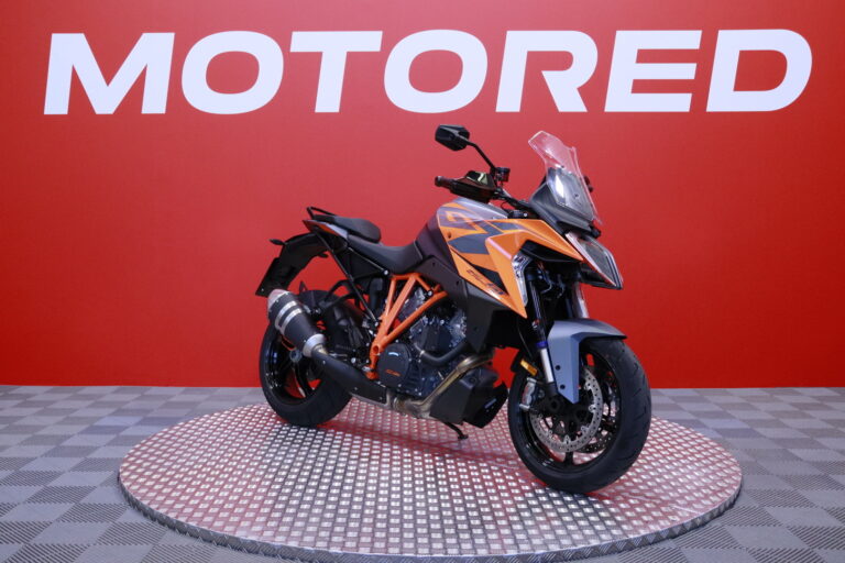 KTM - 1290 - Super Duke GT // Suomi-pyörä / Huoltokirja / Vakkari / MTC / MSR // - Moottoripyörä