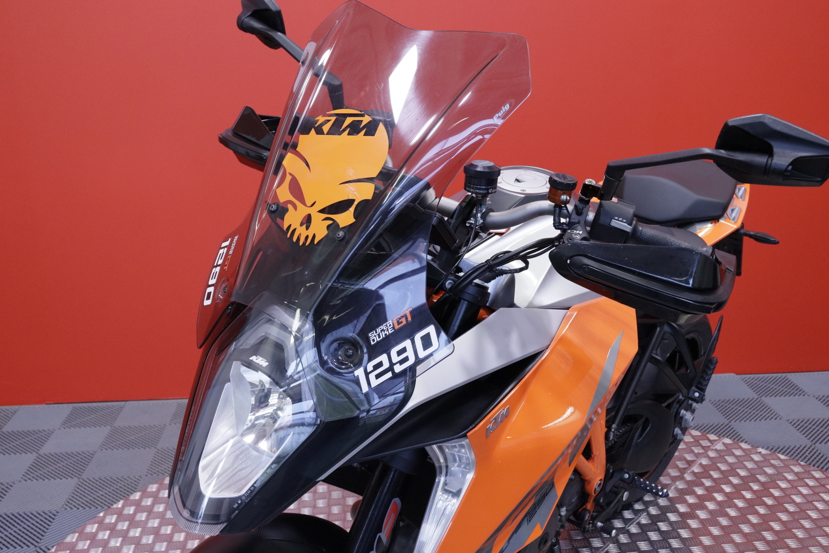 KTM - 1290 - Super Duke GT // Suomi-pyörä / Ajomodet / Arrow / Vakkari // - Moottoripyörä