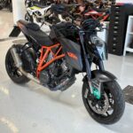 KTM - 1290 - Super Duke R // Juuri saapunut! / Akrapovic putkisto // - Moottoripyörä