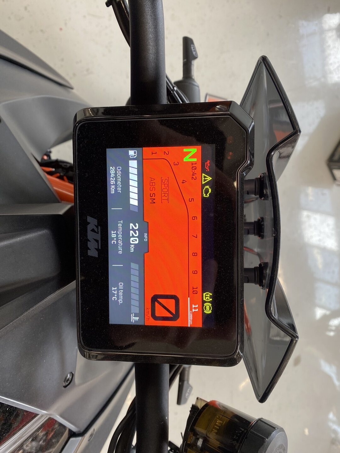KTM - 1290 - Super Duke R // Suomi-pyörä / Quickshifter+ / Vakkari / Ajomodet // - Moottoripyörä