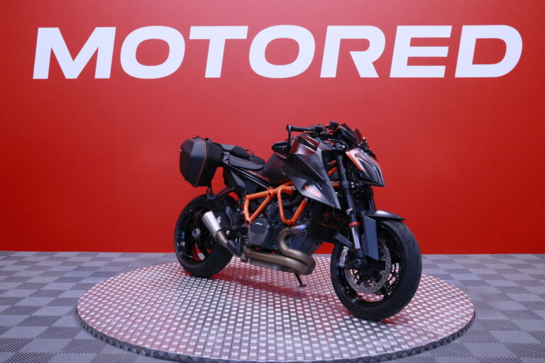 KTM - 1290 - Super Duke R // Suomi-pyörä / Quickshifter+ / Vakkari / Ajomodet // - Moottoripyörä