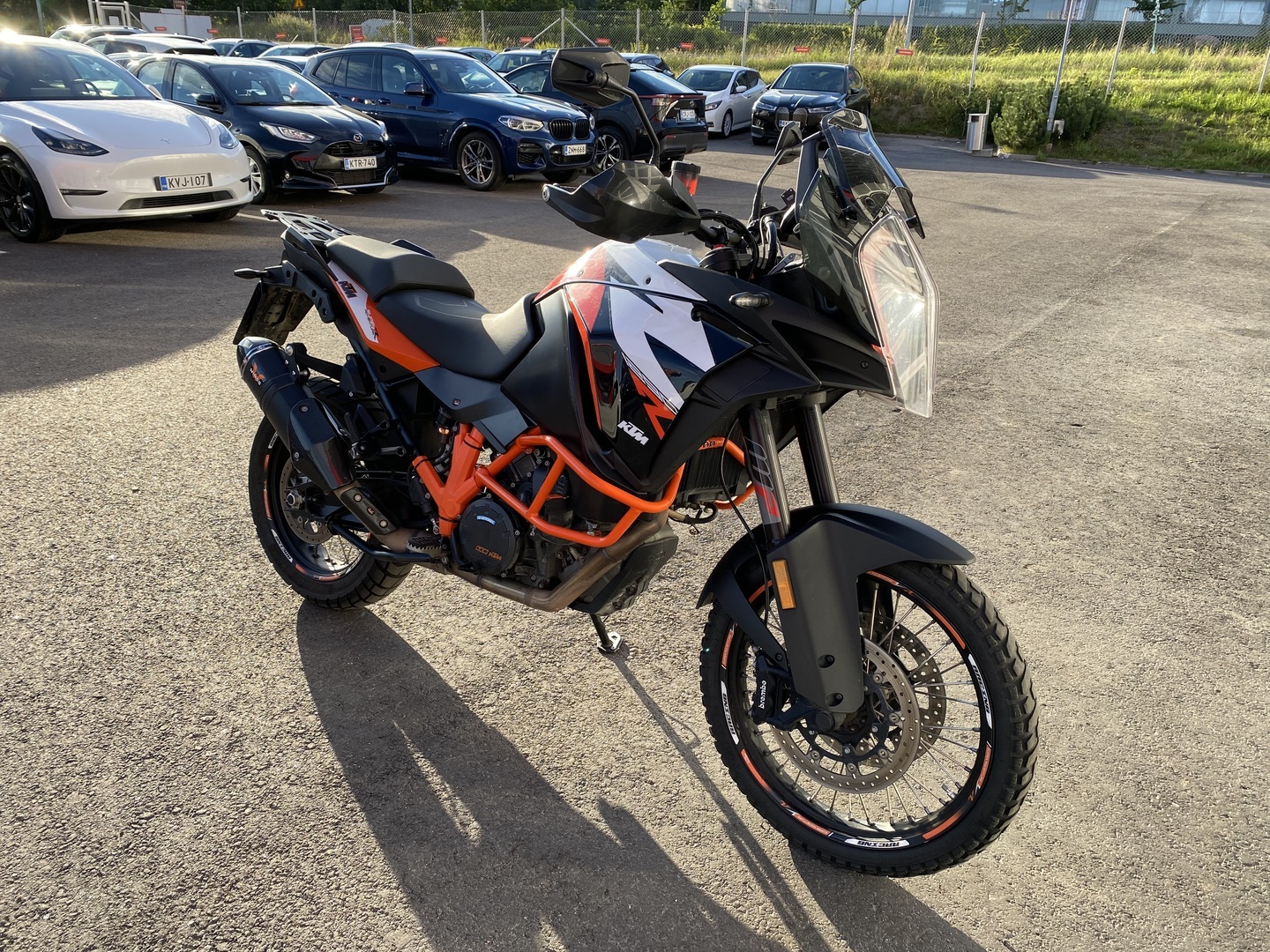 KTM - 1290 Super Adventure R - // Juuri saapunut! / Merkkihuollettu / 2. om. Suomipyörä / Kahvanlämppärit / Vakkari / Wings // - Moottoripyörä