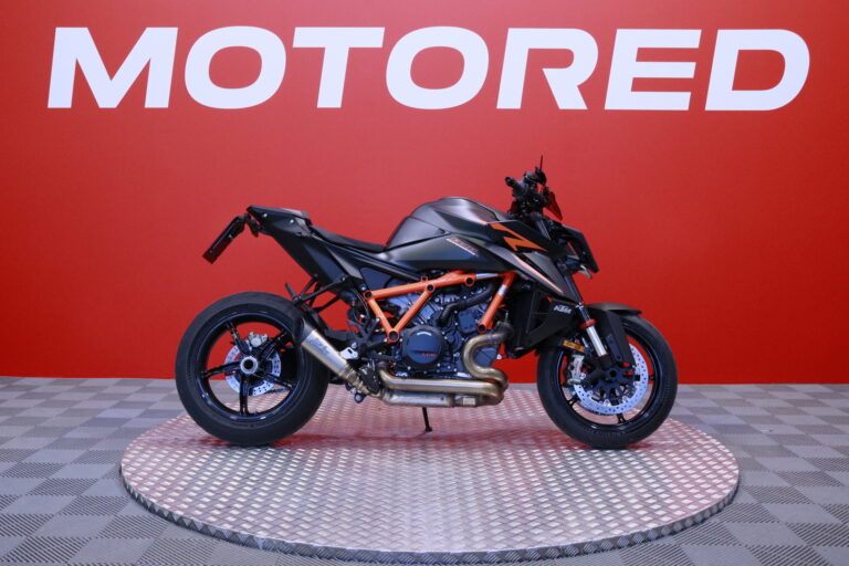 KTM 1390 Super Duke R