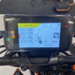 KTM - 390 - Duke // Juuri saapunut / Akrapovic / Kaatumaraudat / Sivulaukut // - Moottoripyörä