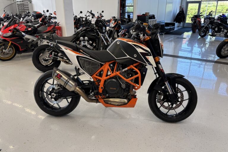 KTM 690