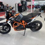 KTM - 690 - Duke R // Juuri saapunut! / A2 / Akrapovic / Suomi-Pyörä / Kaatumaraudat // - Moottoripyörä