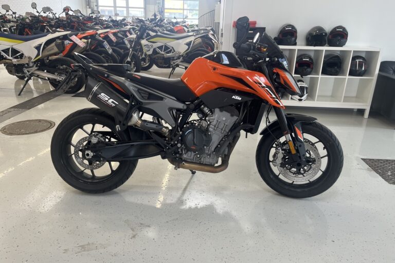 KTM 690