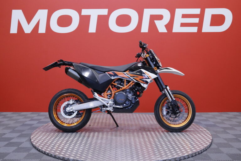 KTM 690