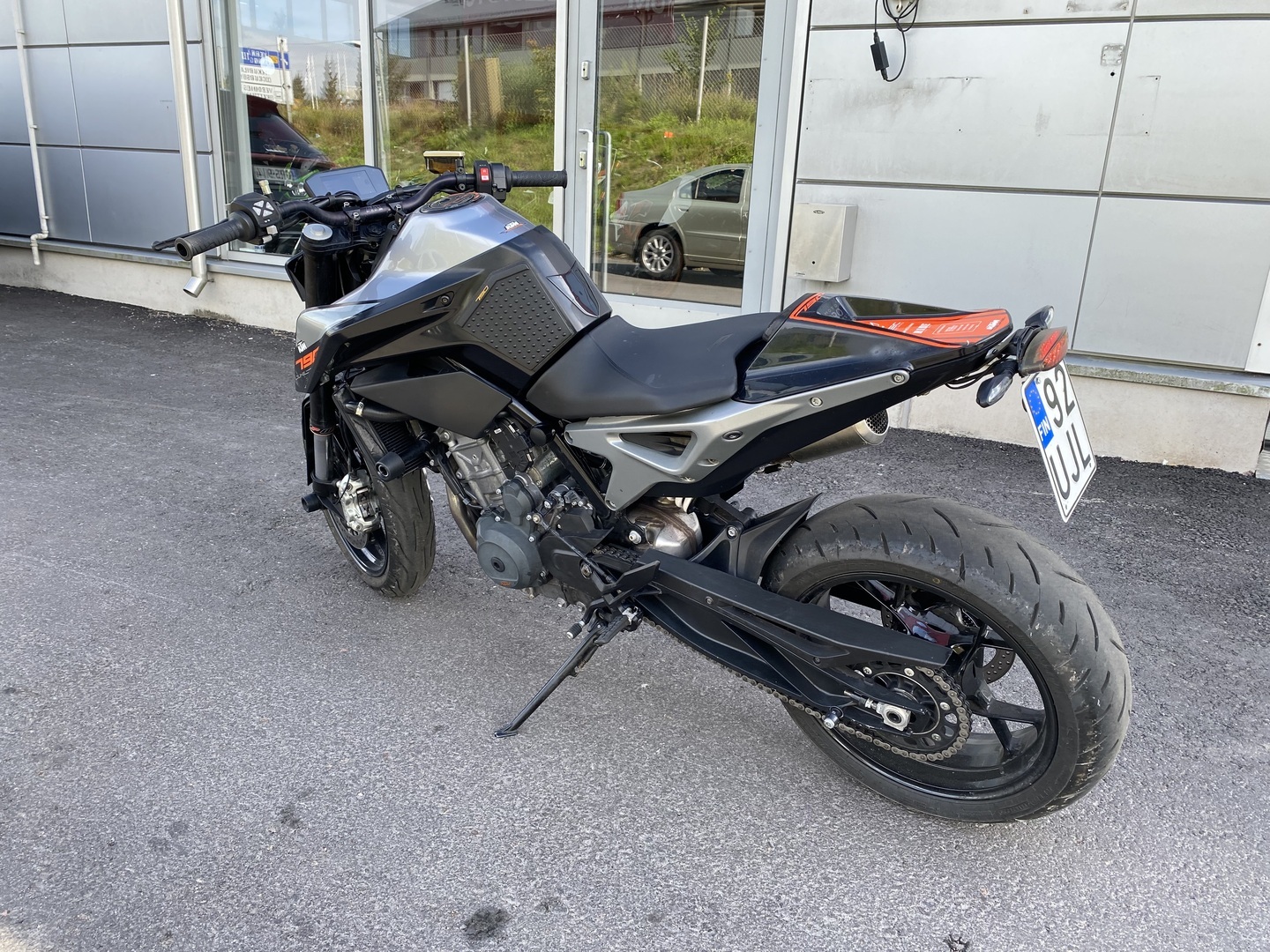 KTM - 790 - Duke // Juuri saapunut! / Slipari // - Moottoripyörä