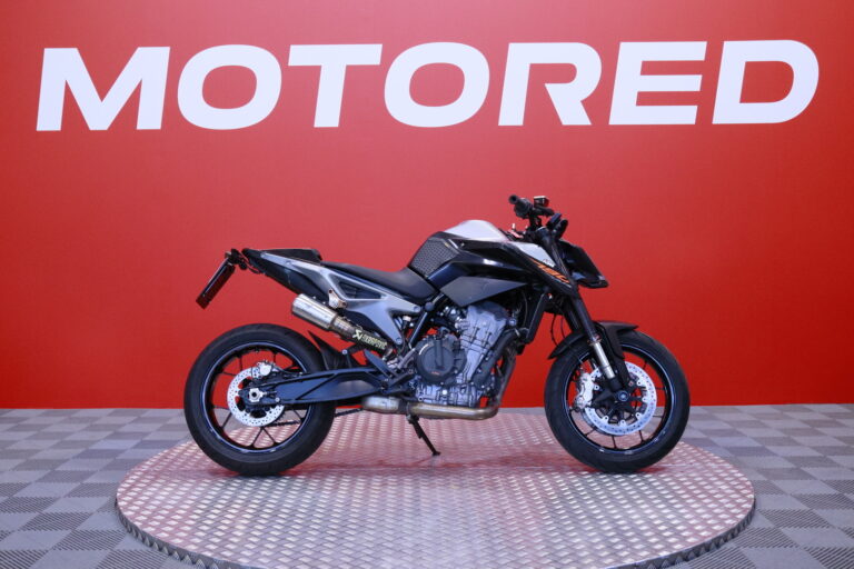 KTM 790