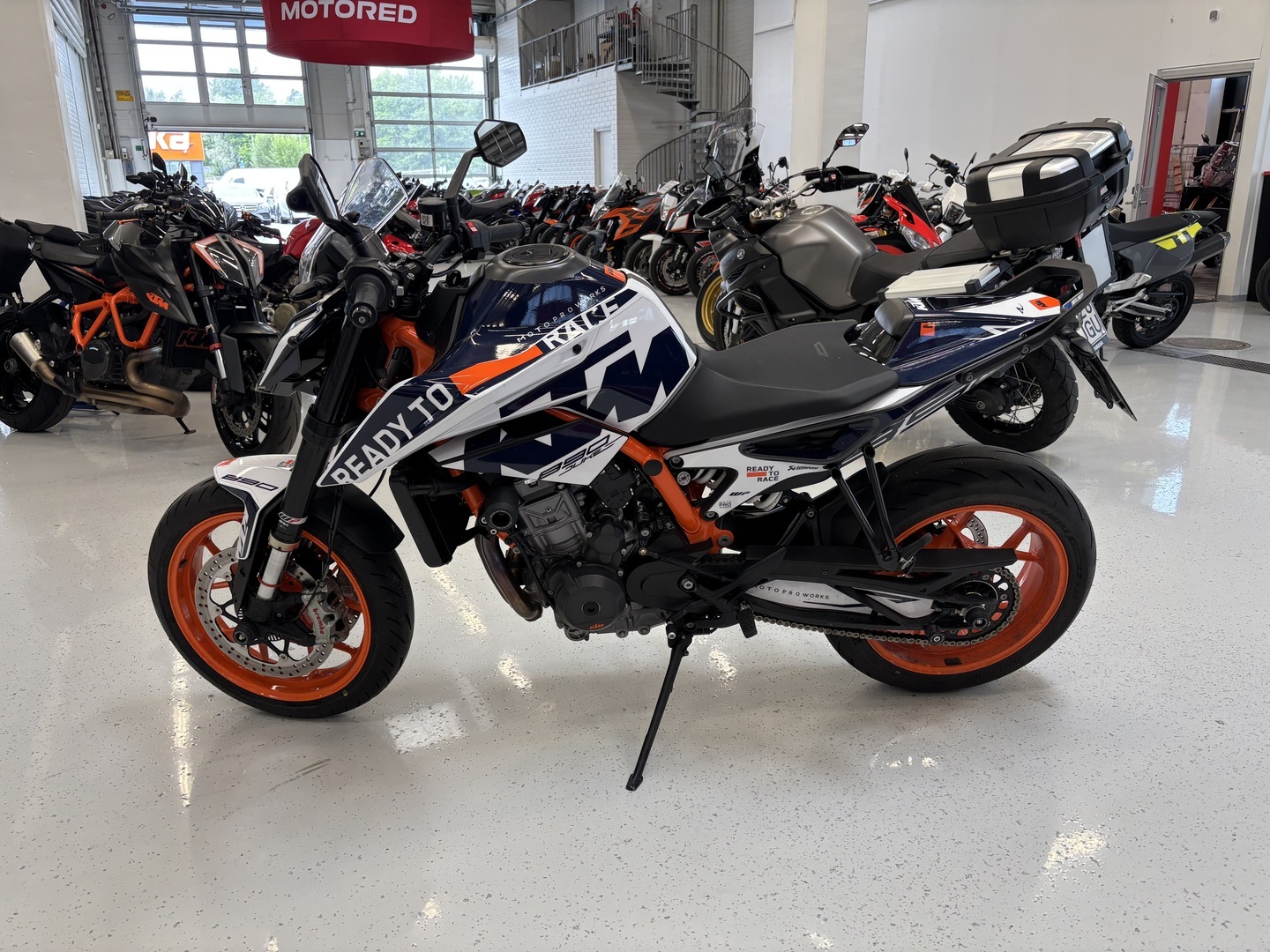 KTM - 890 - Duke R // Juuri saapunut! / SC-Project / Ducktail / Suomi-pyörä / Kaatumatapit // - Moottoripyörä