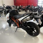 KTM - 990 - Super Duke R // Juuri Saapunut / Akrapovic Putkisto / Suomi-pyörä / Sähköinen Lukitus / Huoltokirja // - Moottoripyörä