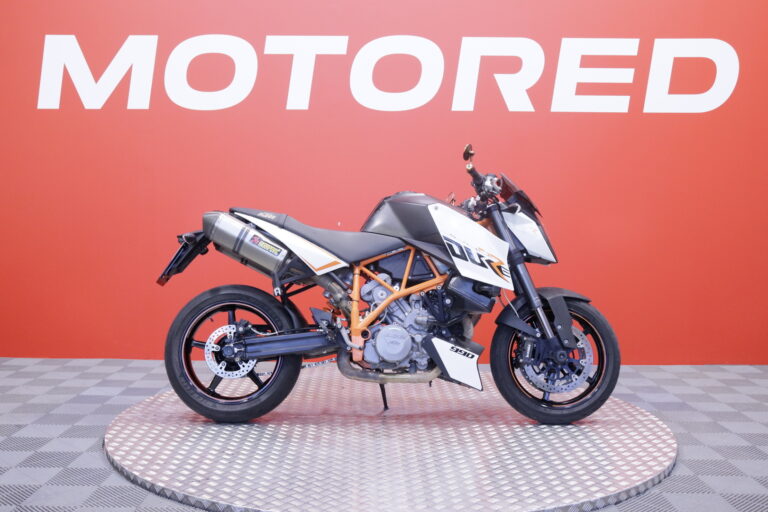 KTM 990
