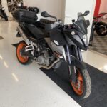 KTM - 990 - Supermoto T // Suomi-pyörä / Huoltokirja / 3x Avain // - Moottoripyörä