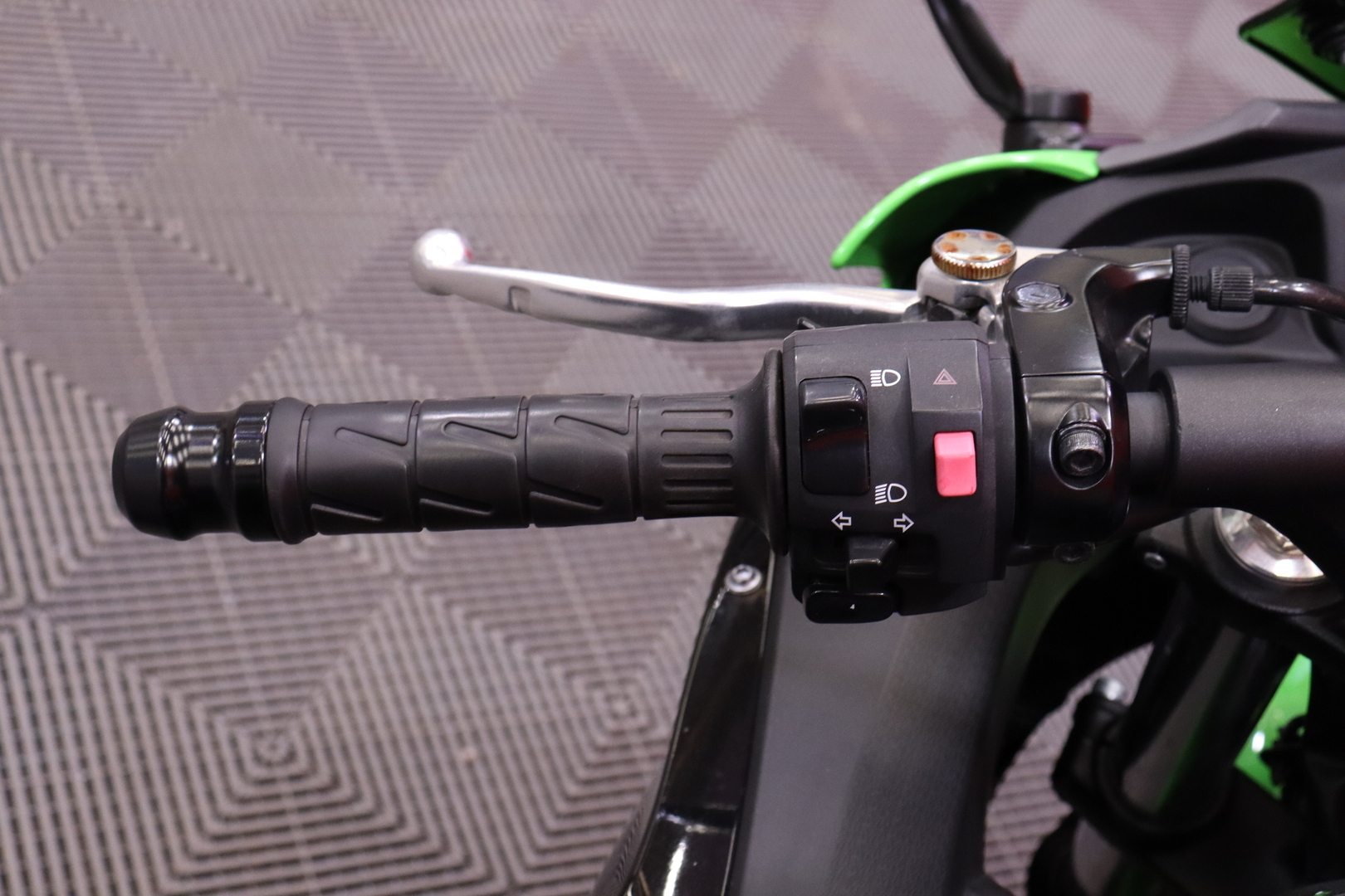 Kawasaki - NINJA - 650 // ABS-jarrut / GPR Slipari / Huoltokirja // - Moottoripyörä