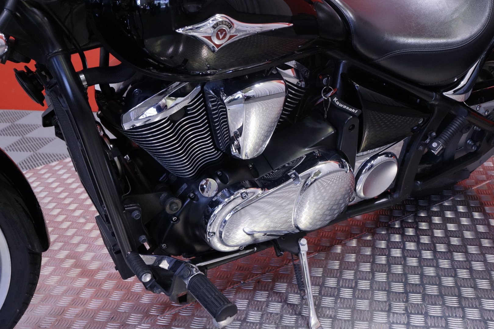 Kawasaki - VN - 900 Custom // Juuri saapunut! / Nahkalaukut / Suomi-Pyörä // - Moottoripyörä