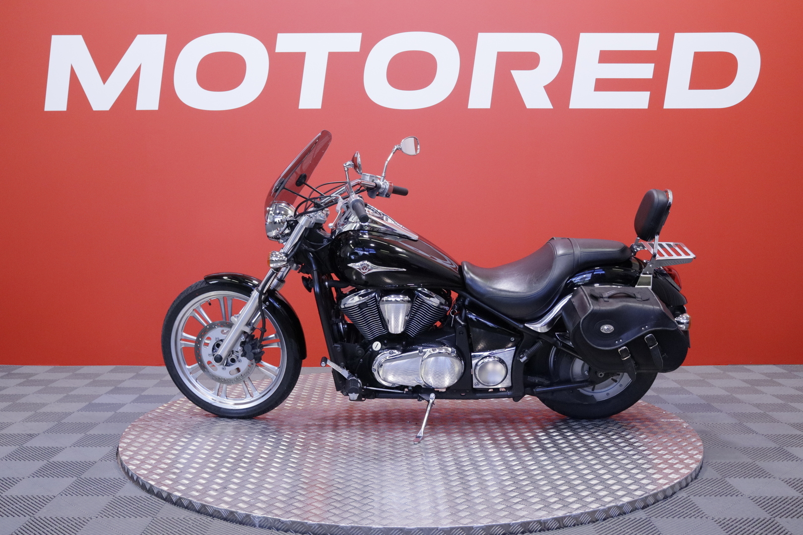 Kawasaki - VN - 900 Custom // Juuri saapunut! / Nahkalaukut / Suomi-Pyörä // - Moottoripyörä