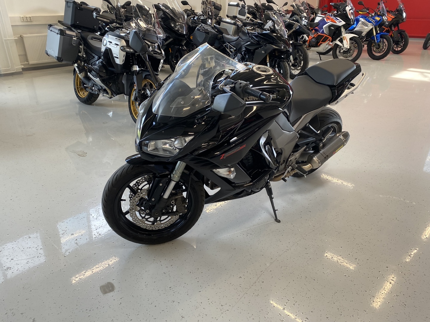 Kawasaki - Z - 1000 SX // Suomi-pyörä / Akrapovic / Huoltokirja // - Moottoripyörä