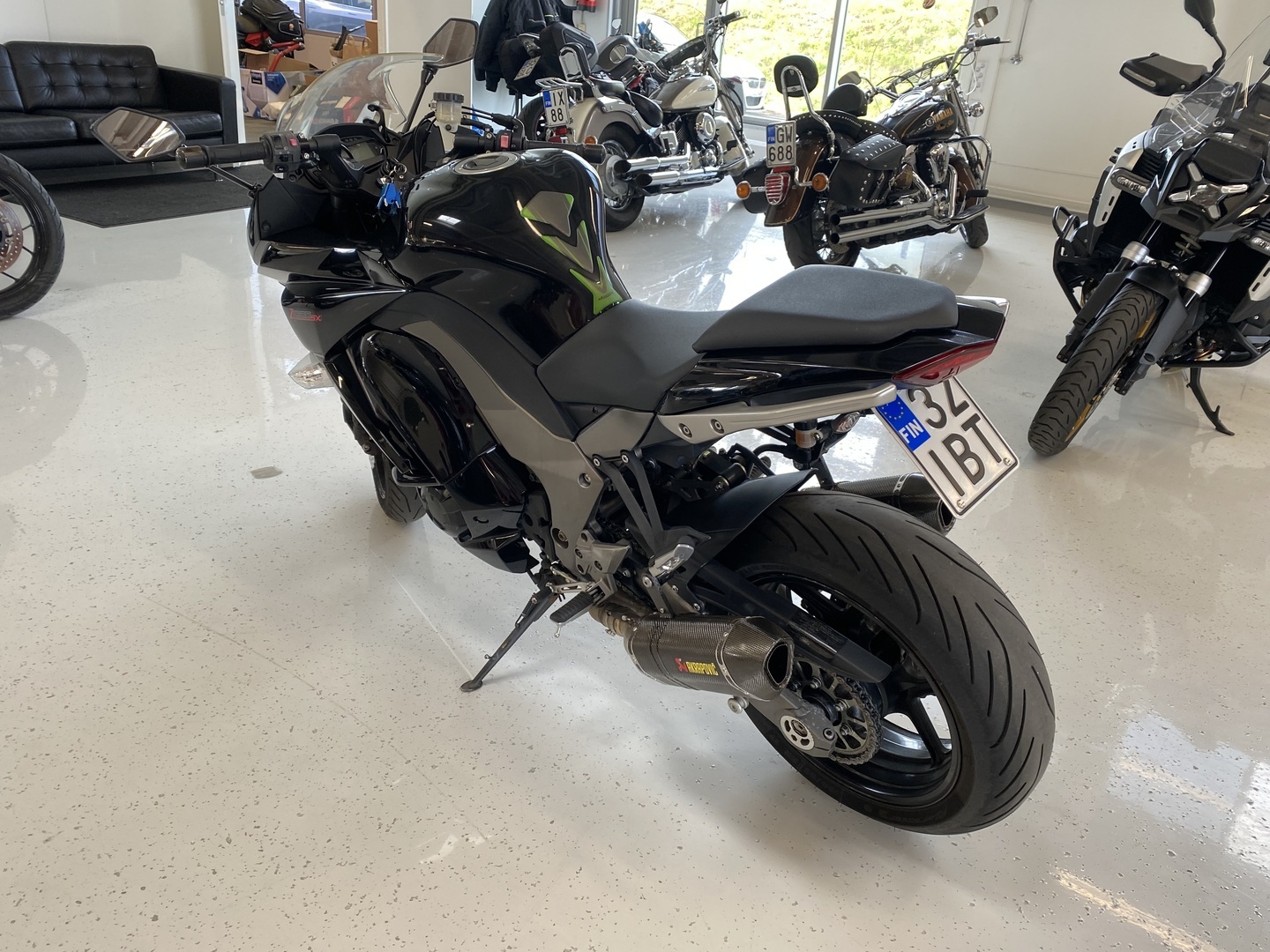 Kawasaki - Z - 1000 SX // Suomi-pyörä / Akrapovic / Huoltokirja // - Moottoripyörä