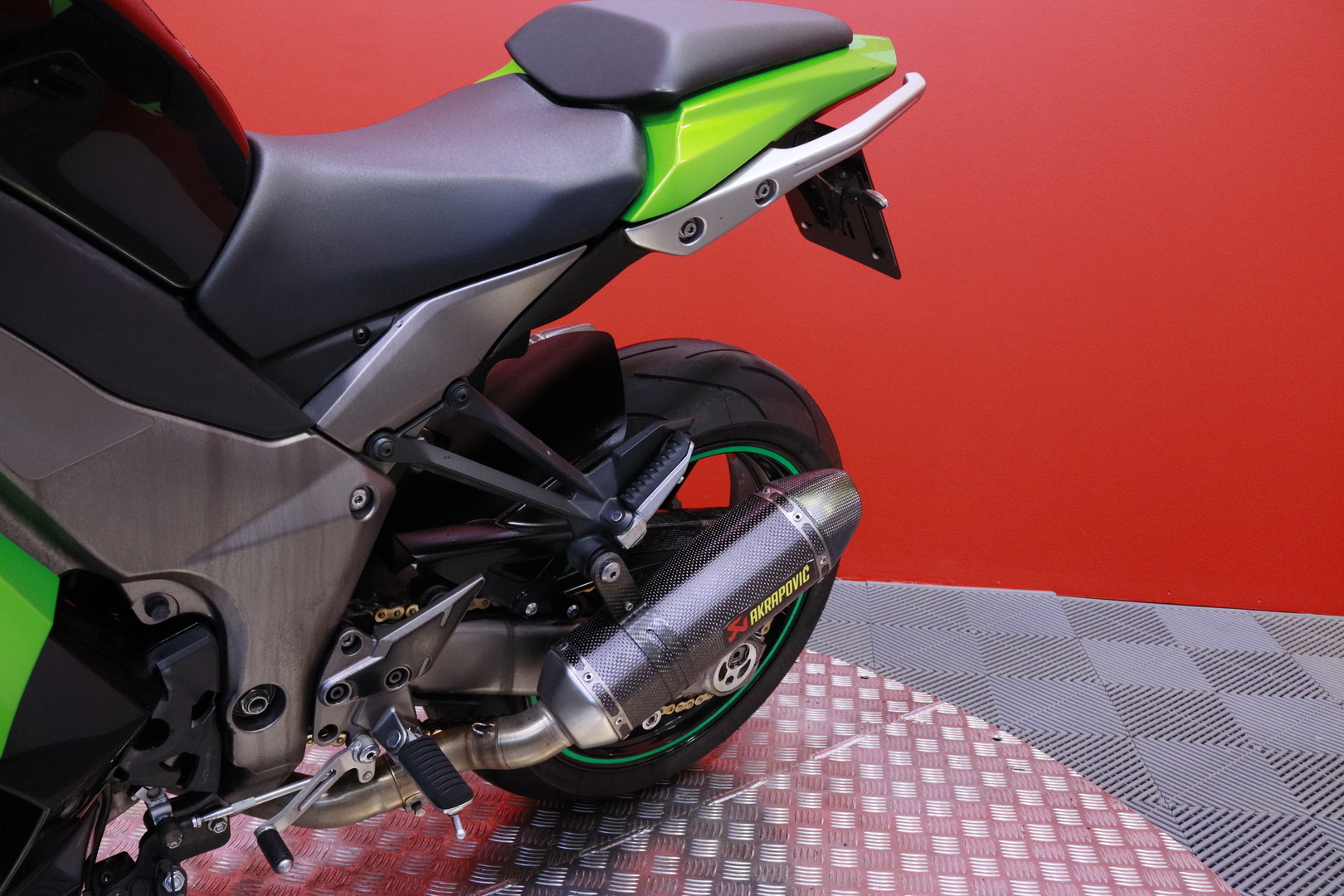 Kawasaki - Z - 1000 SX // Suomi-pyörä / Huoltokirja / Akrapovic / Juuri saapunut! // - Moottoripyörä