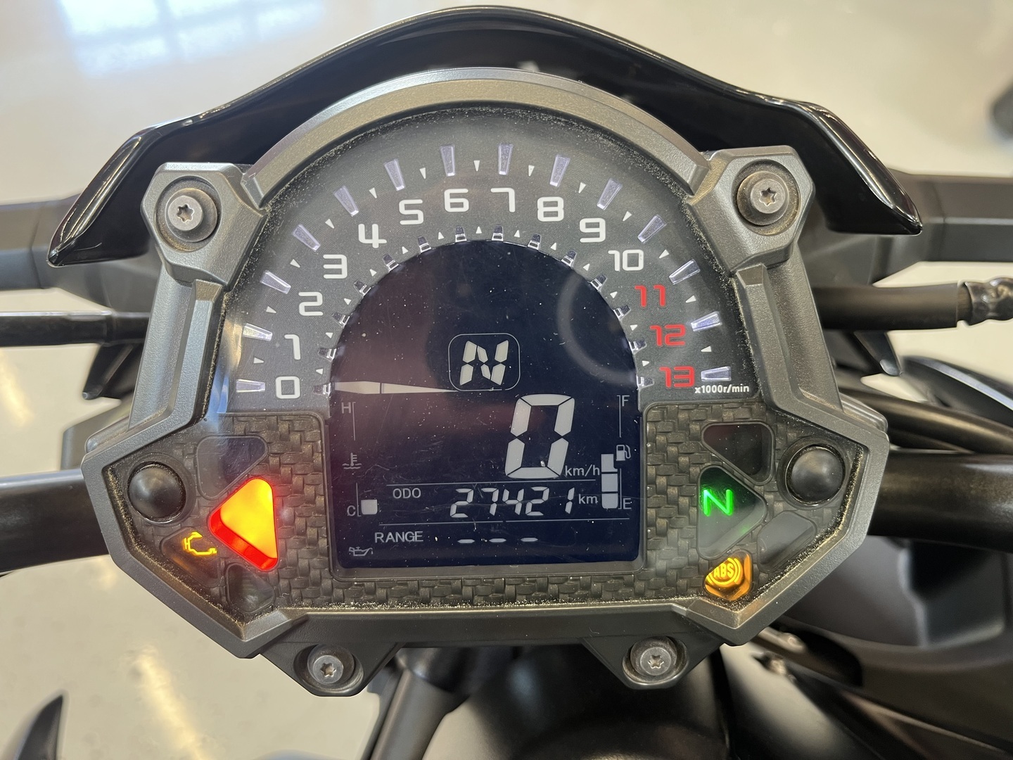 Kawasaki - Z - 900 // Juuri Saapunut / ABS / Suomi-Pyörä / Huoltokirja / Tangonpääpeilit // - Moottoripyörä