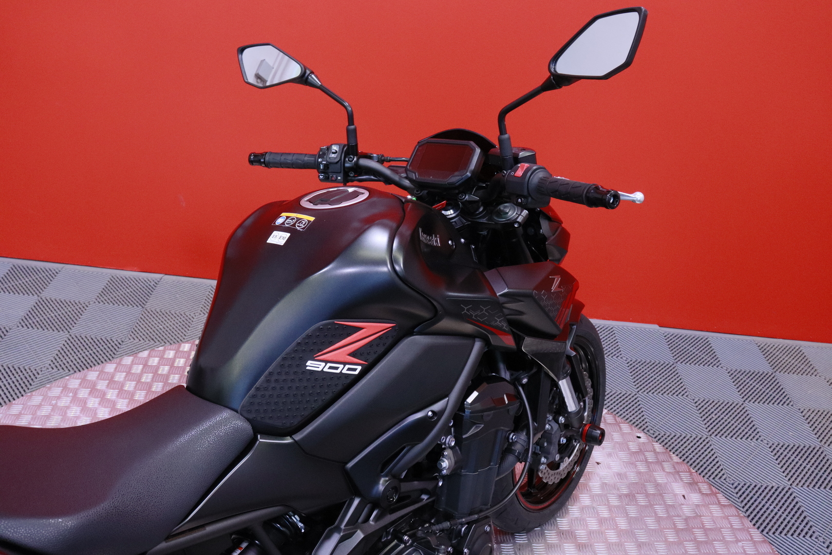 Kawasaki - Z - 900 // Suomi-pyörä / Huoltokirja / SC-Project / Ajo-modet // - Moottoripyörä