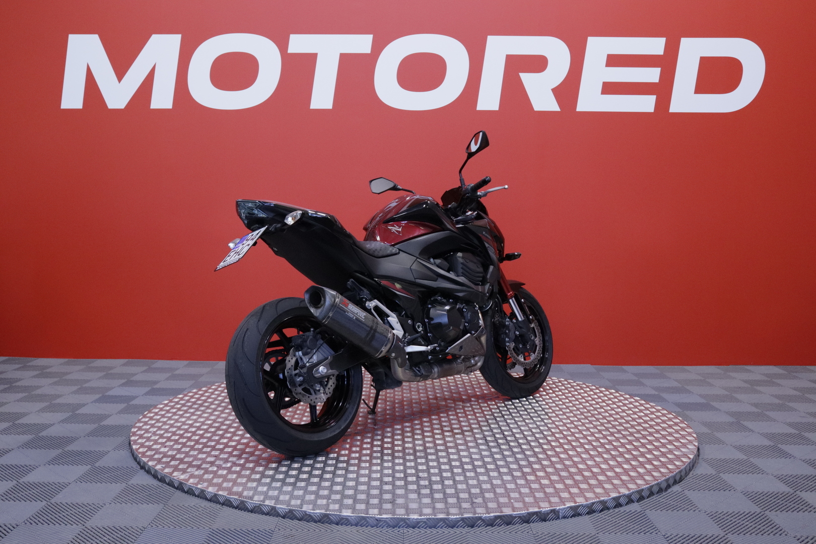 Kawasaki - Z - 800 // Suomi-pyörä / Akrapovic / ABS // - Moottoripyörä