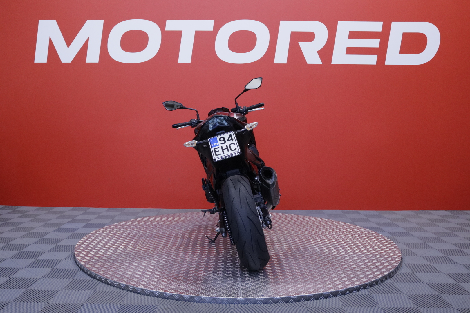 Kawasaki - Z - 800 // Suomi-pyörä / Akrapovic / ABS // - Moottoripyörä