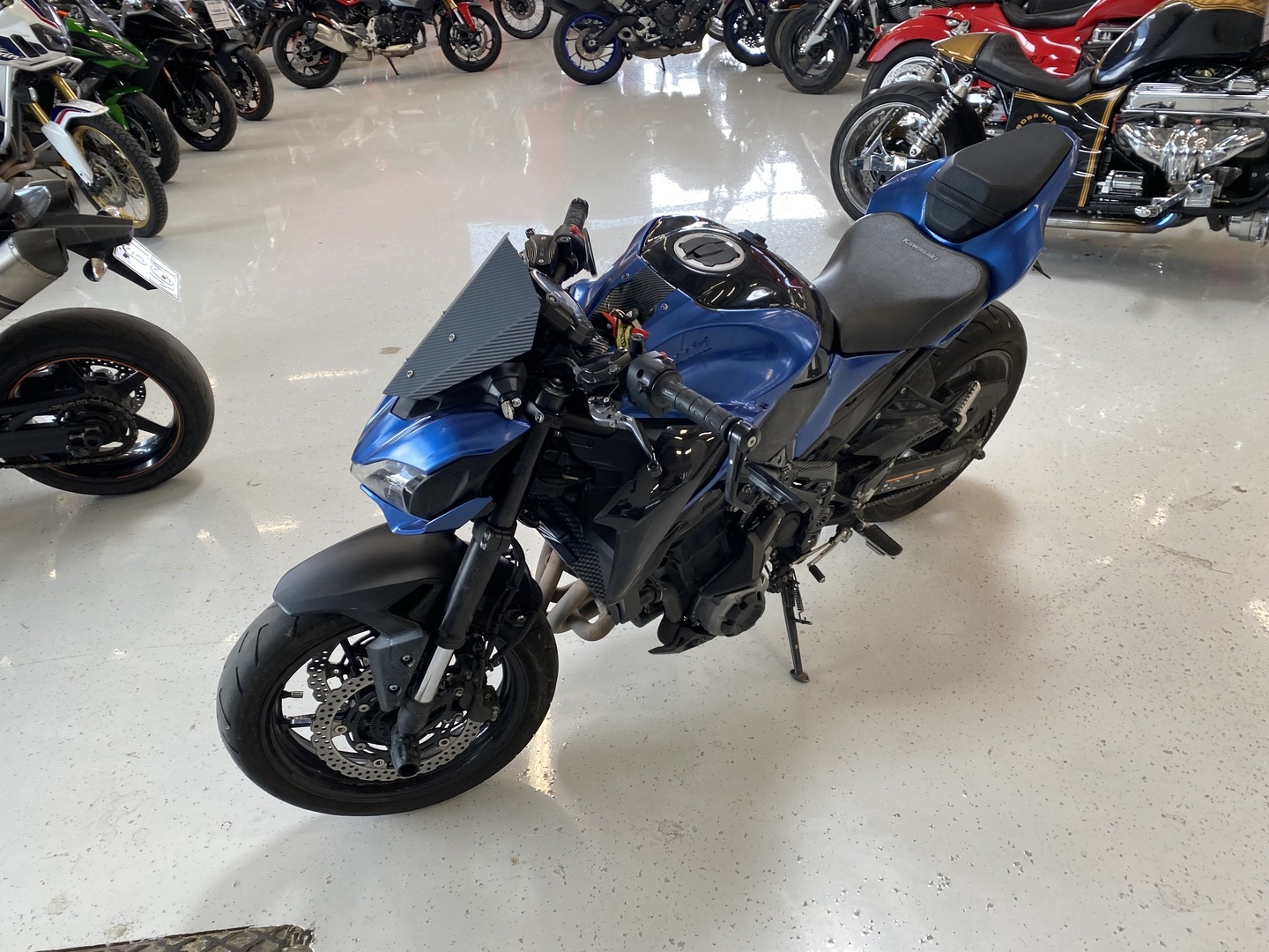 Kawasaki - Z - 900 // Juuri saapunut / Suomi-pyörä / ABS / Akrapovic // - Moottoripyörä